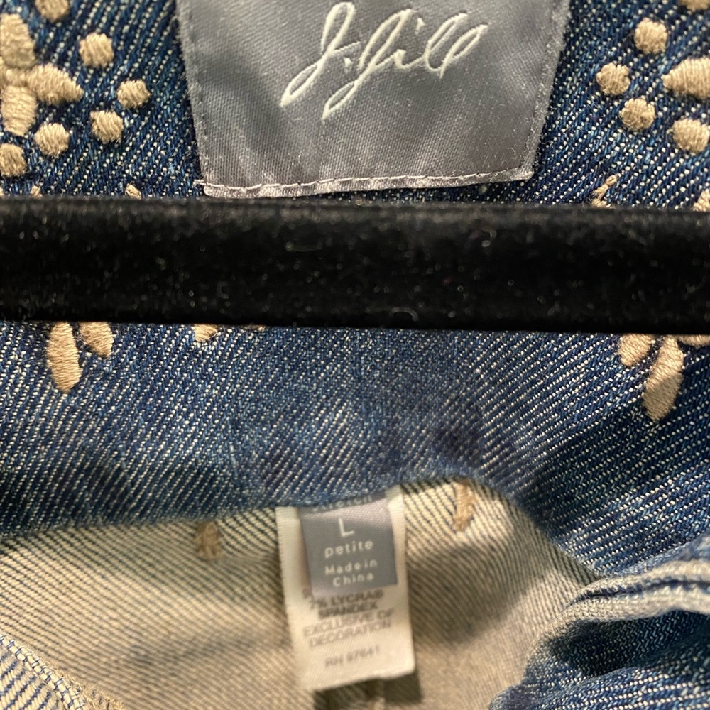 J.Jill Petite Large Denim Jacket - Picture 3 of 7